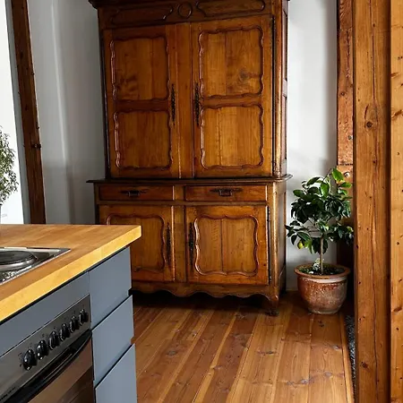 Lägenhet Ruhige-moderne Mit Burgblick *