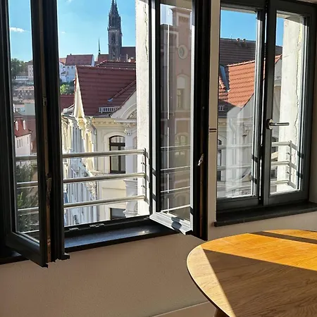 Ruhige-moderne Mit Burgblick Apartment *